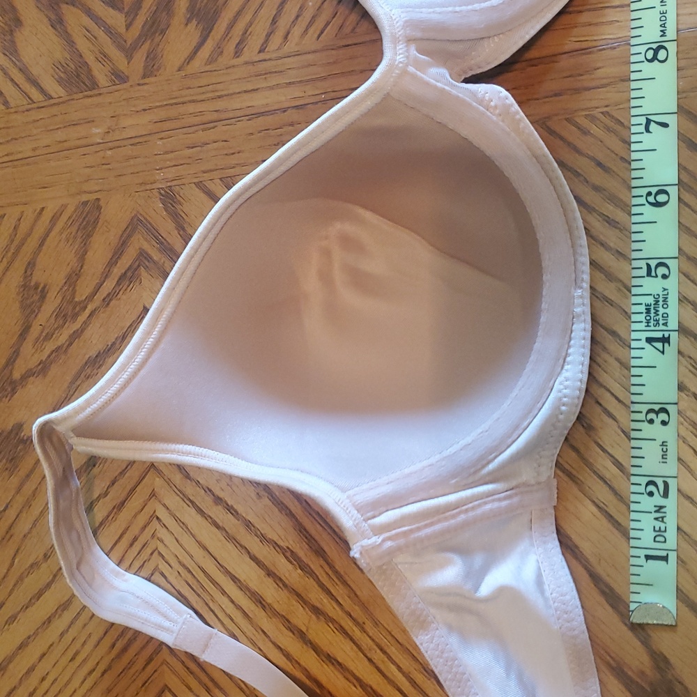 4 Bras - Picture 10 of 14